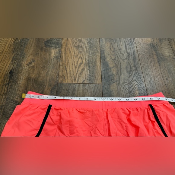 Under Armour Women’s Running Shorts, Bright Pink, Size XL, NEW - Picture 6 of 7